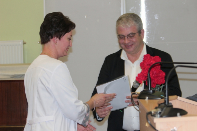 Врачей СПбГПМУ поздравили с Днем медицинского работника