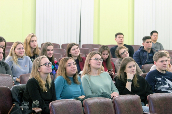 В СПбГПМУ прошла лекция Поля Бремона, Доктора химических наук, доцента кафедры химии Университета Экс-Марсель 3