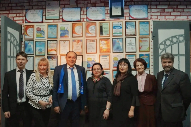 В «Гиппократе» прошел спектакль «Этюд в высоких тонах. Влюбленный Гиппократ» 3