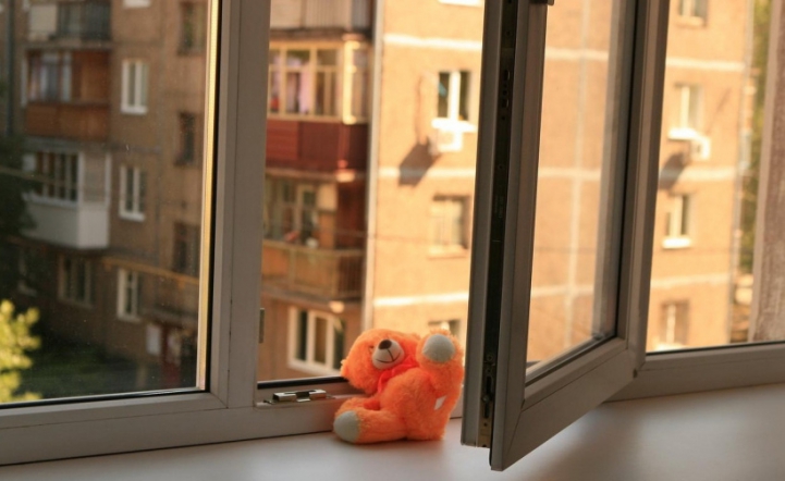 Врачи Педиатрического университета вернули к полноценной жизни девочку, упавшую с 9-го этажа