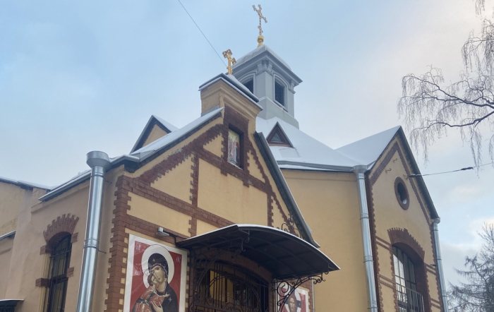 Врачи СПбГПМУ рассказали, как подготовиться к крещенским купаниям