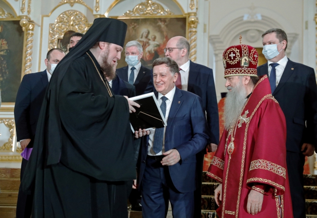 В Смольном соборе наградили студентов и преподавателей СПбГПМУ 1