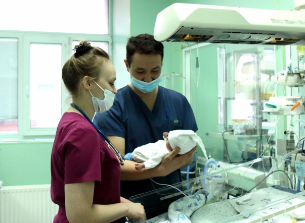 В СПбГПМУ прооперировали новорожденного, перенесшего COVID-19