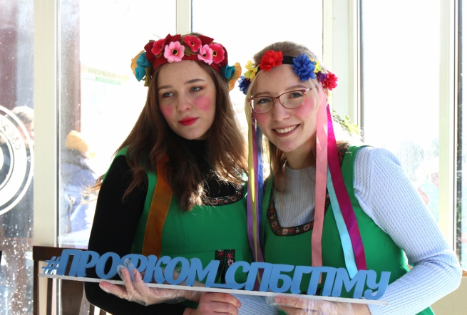 В Педиатрическом университете встретили Масленицу 8