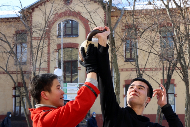 В Педиатрическом университете встретили Масленицу 9