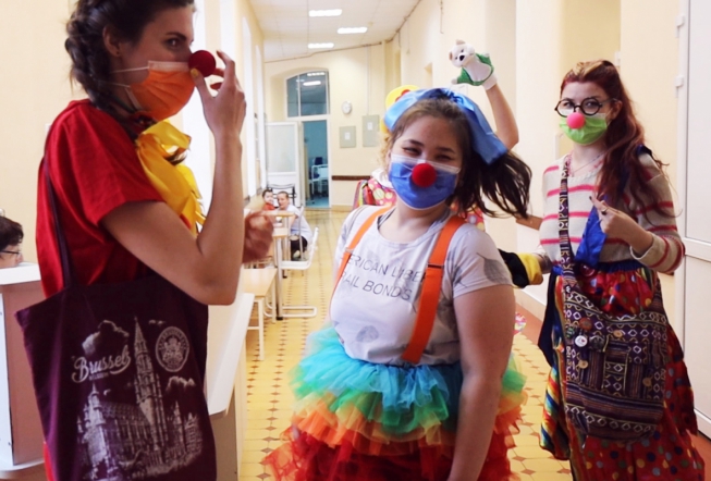 Начинается с улыбки