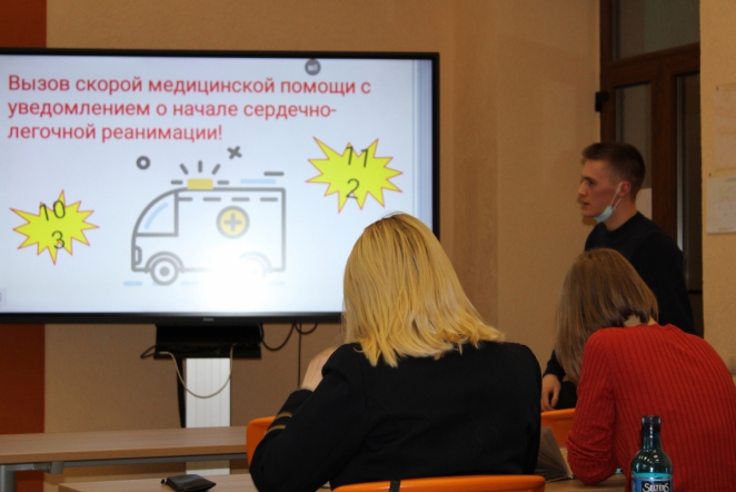 Студенты СПбГПМУ посетили Горный университет с лекцией о первой помощи 5