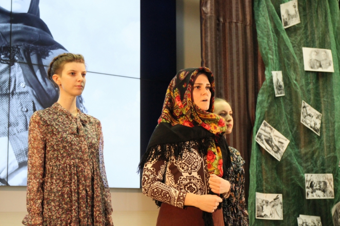 Студенты СПбГПМУ исполнили песни Победы 1