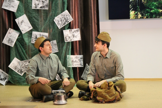 Студенты СПбГПМУ исполнили песни Победы 61