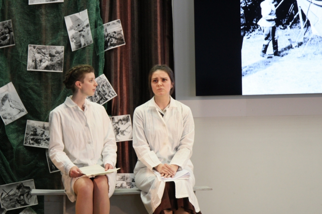 Студенты СПбГПМУ исполнили песни Победы 64