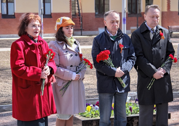 Студенты и сотрудники СПбГПМУ почтили память героев 4