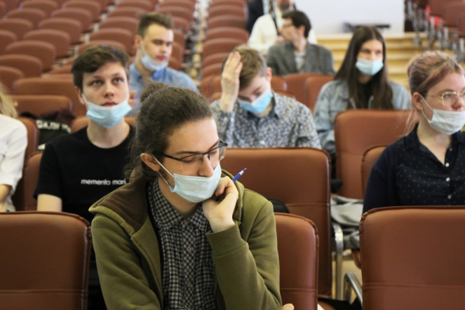 В Педиатрическом университете провели олимпиаду по химии 24