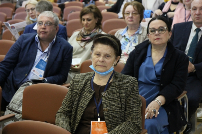 26 мая: Пленарное  заседание 57