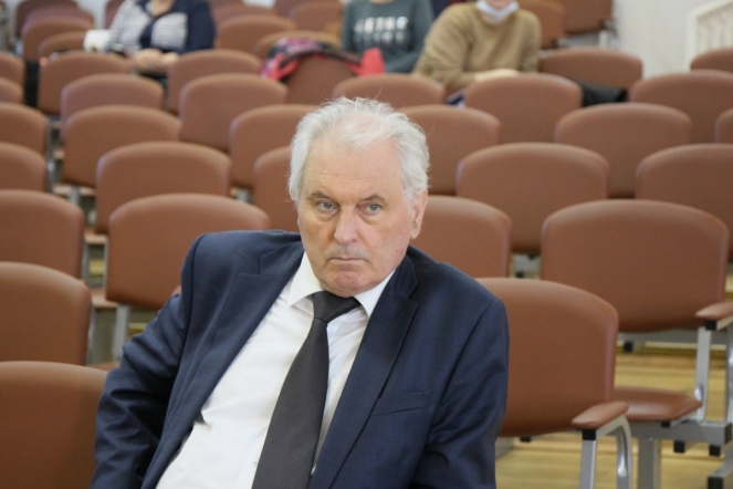 27 мая: Пленарное заседание 10