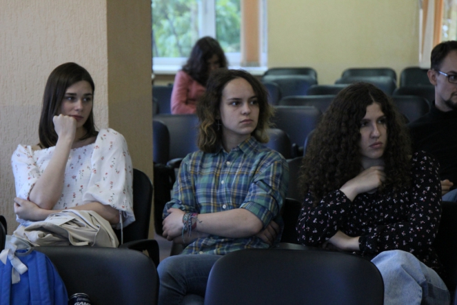 27 мая: Психологические особенности поведения в ситуации COVID-19 11