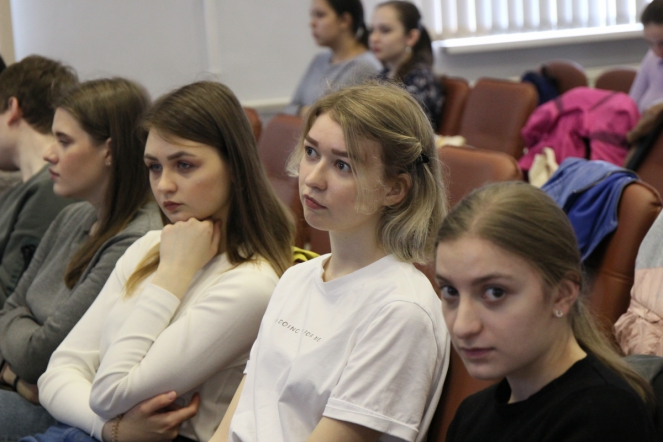 28 мая: Пленарное заседание 8