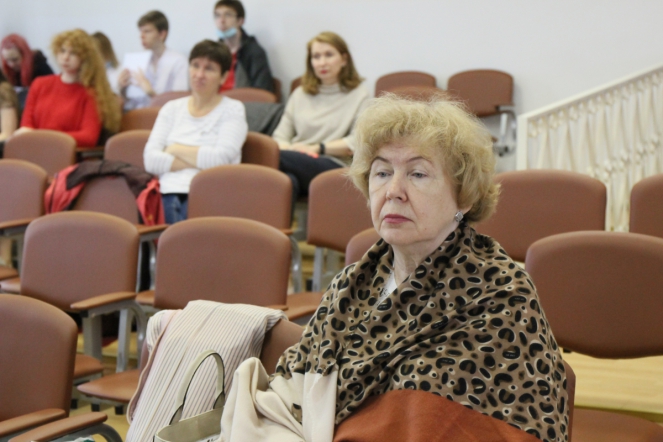 28 мая: Пленарное заседание 15