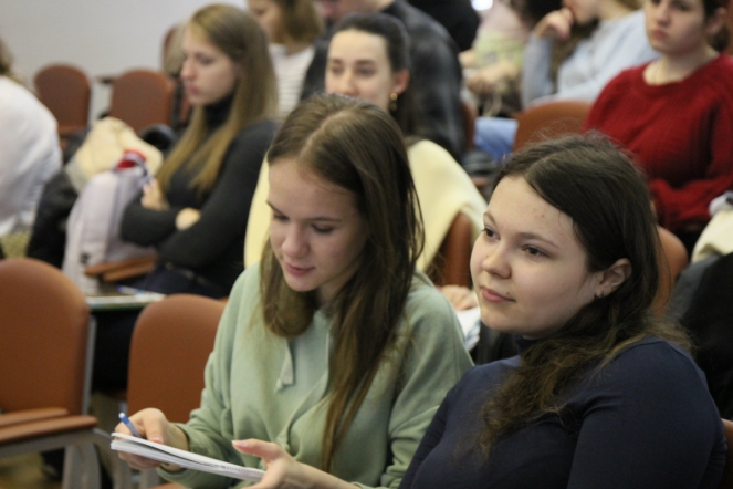 28 мая: Пленарное заседание 20