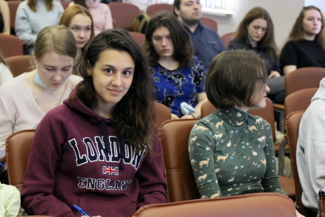 28 мая: Пленарное заседание