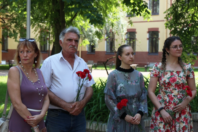 22 июня в Педиатрическом университете прошёл митинг памяти 5