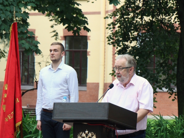 В Педиатрическом университете вручили дипломы выпускникам 25