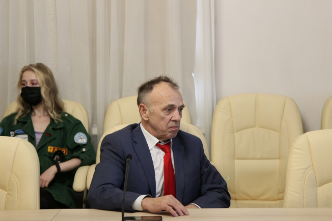 Книгу о Выездной студенческой поликлинике представили в РНБ 11