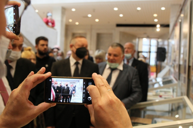 В РНБ открылась выставка о подвиге педиатров  в блокаду 7