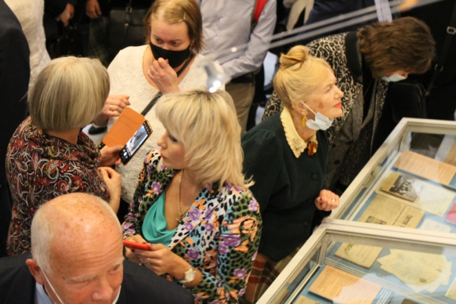 В РНБ открылась выставка о подвиге педиатров  в блокаду 10