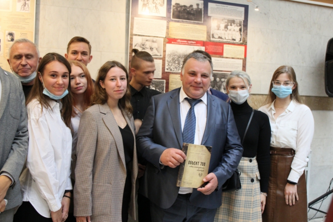 В РНБ открылась выставка о подвиге педиатров  в блокаду 16