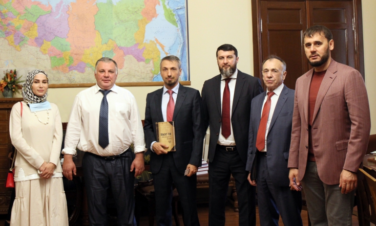 Ректор СПбГПМУ встретился с министром здравоохранения Чечни 1