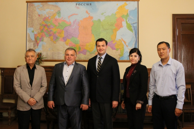 В СПбГПМУ прибыла делегация Ферганского медицинского института 7