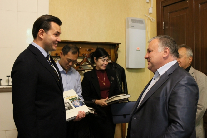 В СПбГПМУ прибыла делегация Ферганского медицинского института 8