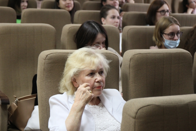 Николай Шабалов выступил с лекцией в СПбГПМУ 10