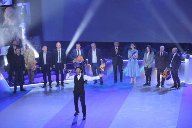 Врачи – «Герои нашего времени» получили награды 6