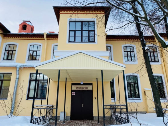 В Педиатрическом университете будут спасать детей с симптомом «кошачьего глаза»