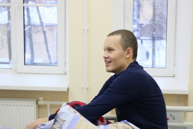 Уполномоченная по правам ребёнка в Ленинградской области посетила СПбГПМУ 11