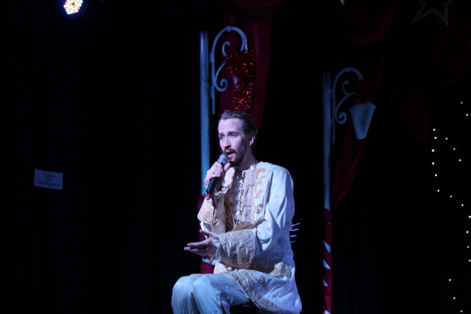 В «Гиппократе» прошло новогоднее представление 11