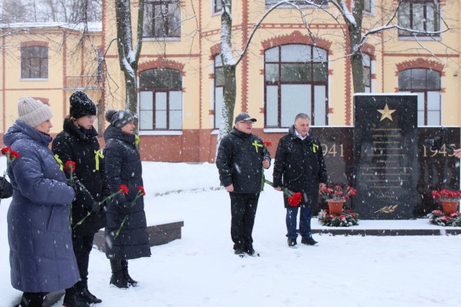 Педиатрический университет почтил память защитников Ленинграда 1
