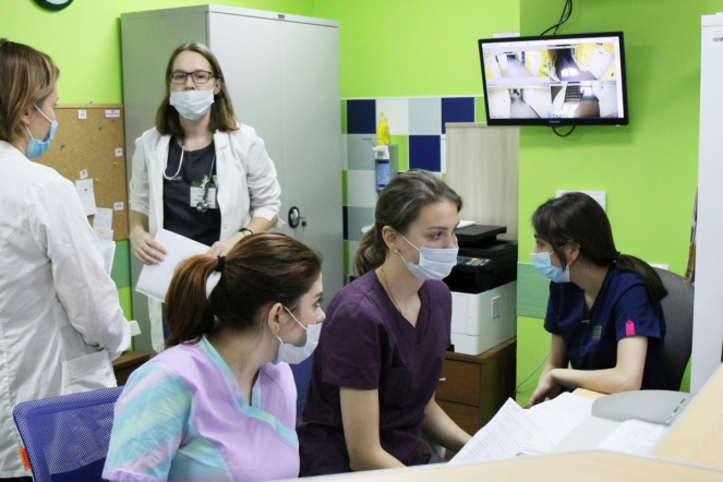 Отделение гастроэнтерологии открыли после капитального ремонта 11