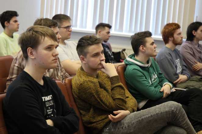 Студентам Педиатрического университета рассказали о научных ротах 5