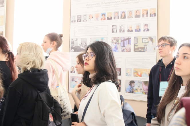 Ямальские школьники посетили Педиатрический университет 2