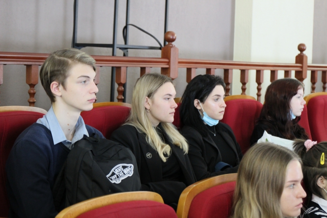 Школьники Санкт-Петербурга посетили СПбГПМУ 16