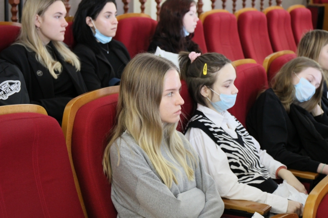 Школьники Санкт-Петербурга посетили СПбГПМУ 17