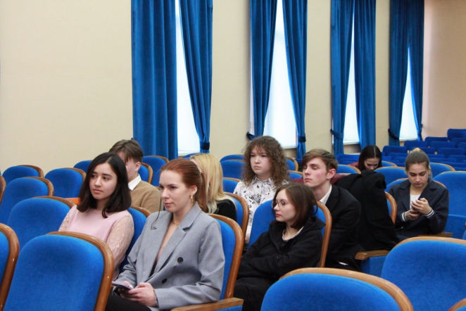 Студенты СПбГПМУ — серебряные призеры турнира по Дебатам 2