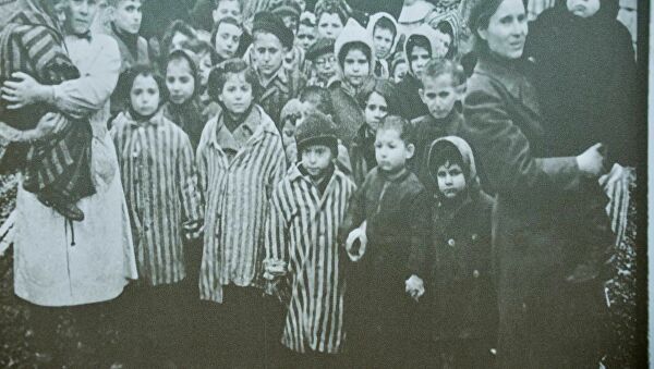 11 апреля - Международный день освобождения узников фашистских лагерей