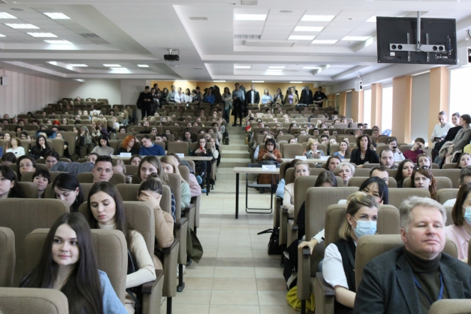 В Педиатрическом университете прошла ярмарка вакансий 4