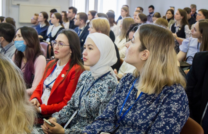 В СПбГПМУ началась студенческая конференция по хирургии 22