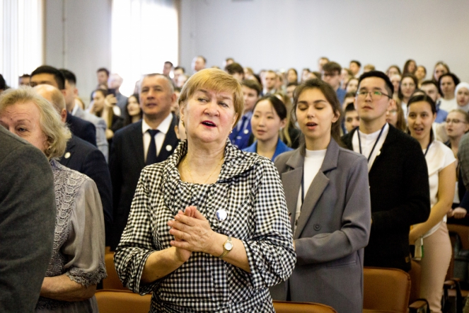 В СПбГПМУ началась студенческая конференция по хирургии 39