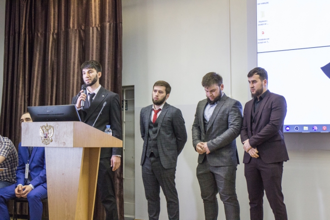 В СПбГПМУ началась студенческая конференция по хирургии 88