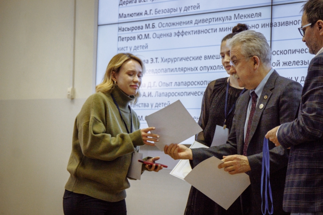 В СПбГПМУ подвели итоги студенческой конференции по хирургии 38